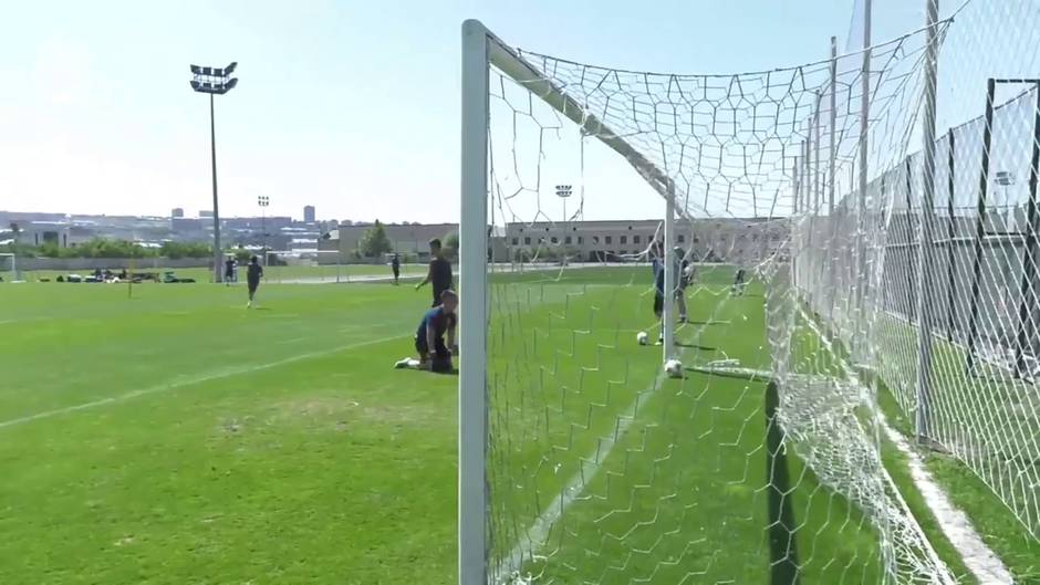 Entrenamiento de la Sub-19 antes de enfrenterse a Portugal