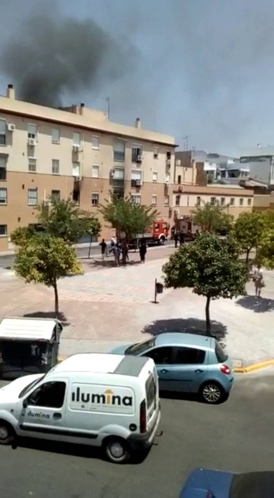 Afectadas por inhalación de humo dos personas a cuenta de un incendio de vivienda en Alcalá