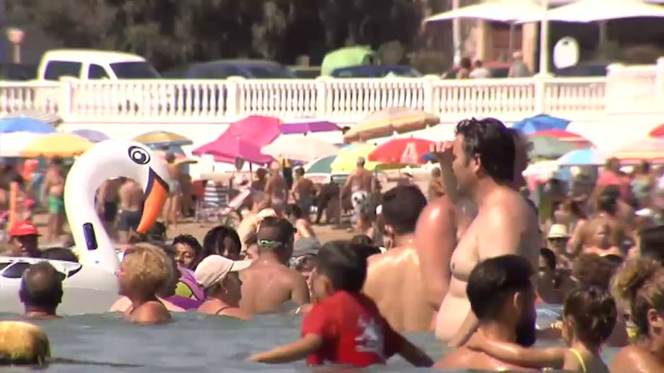 Altas temperaturas y playas a rebosar