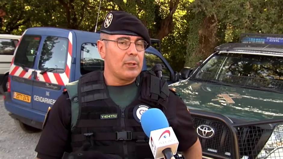 Primeros enfrentamientos entre policías y asistentes a la contracumbre del G7