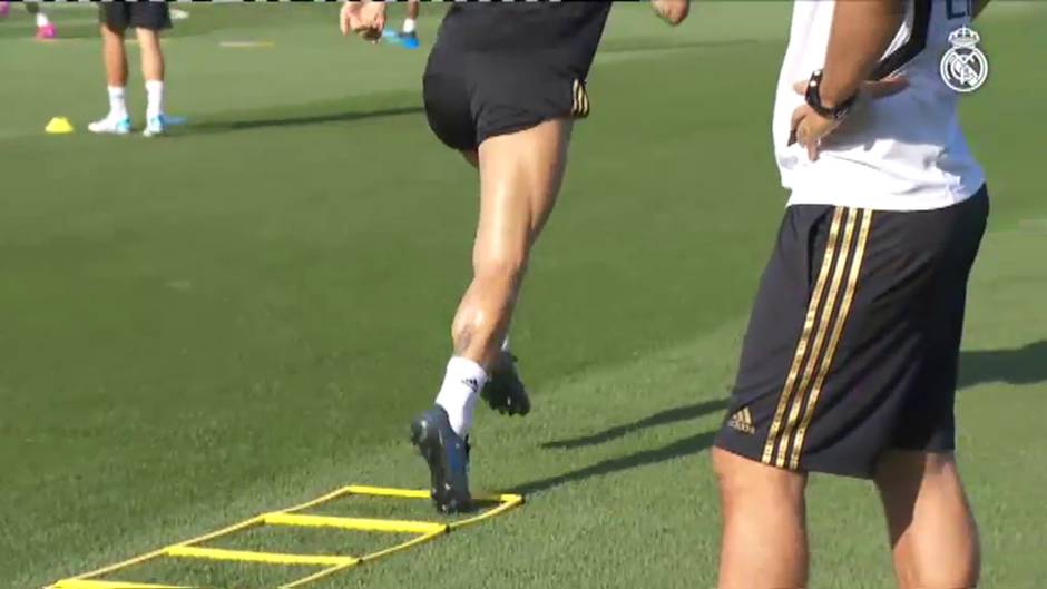 El Real Madrid se entrena sin James, el nuevo lesionado