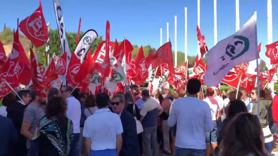 Sindicatos piden 35 horas este curso educativo en CyL