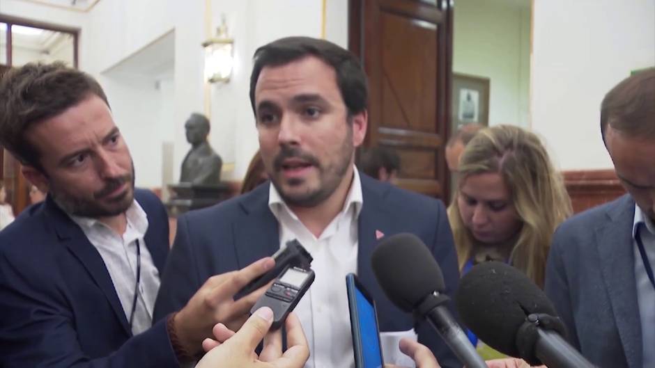 Garzón advierte al PSOE: "No van a encontrar fisuras en Podemos"