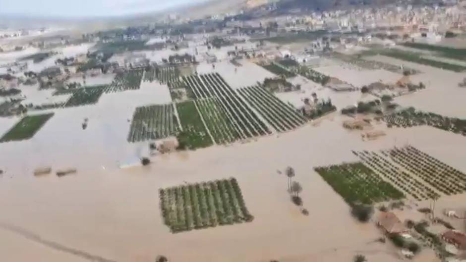La gota fría anega por completo la Vega Baja del Segura