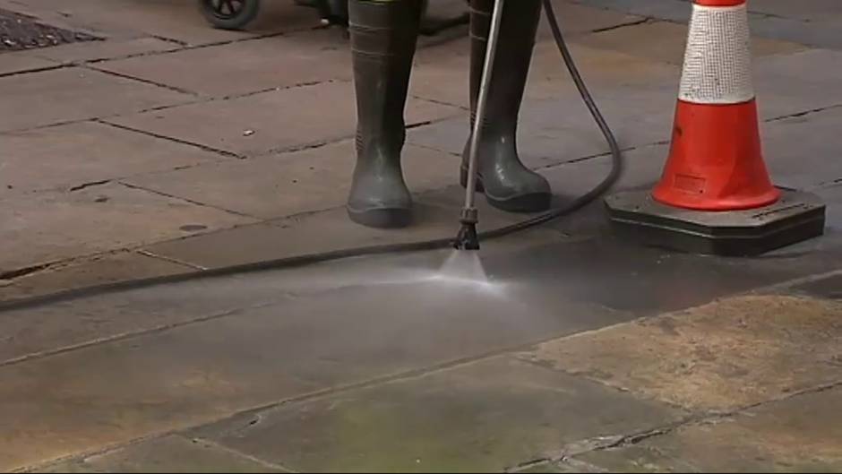 ¡Prohibido tirar chicles al suelo!