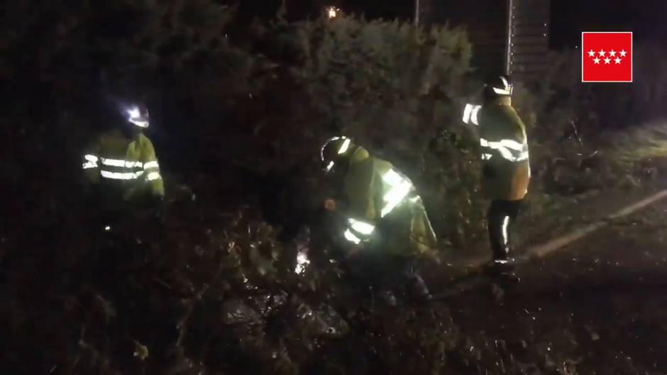 112 Comunidad de Madrid gestiona 130 incidencias por la tormenta