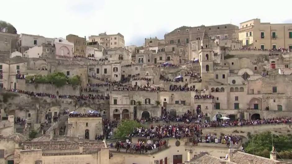 Impresionantes acrobacias en esta competición de parkour