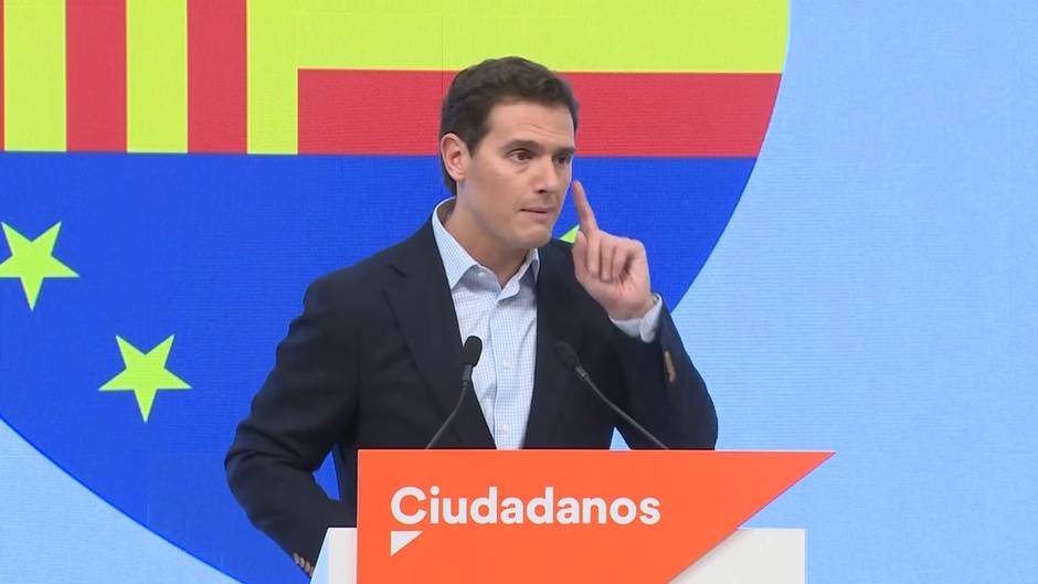 Rivera acusa a Sánchez de no actuar en Cataluña