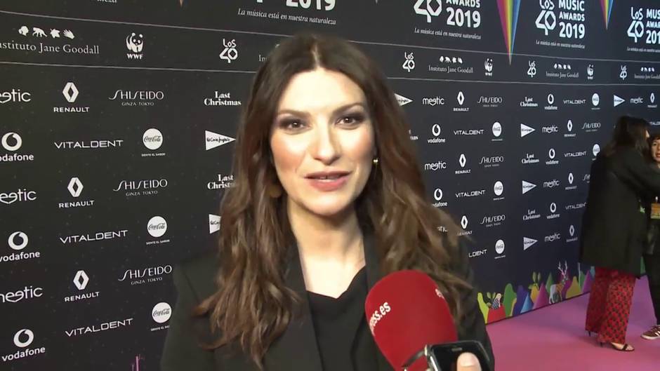 Laura Pausini recibió el premio Golden por sus 25 años de carrera