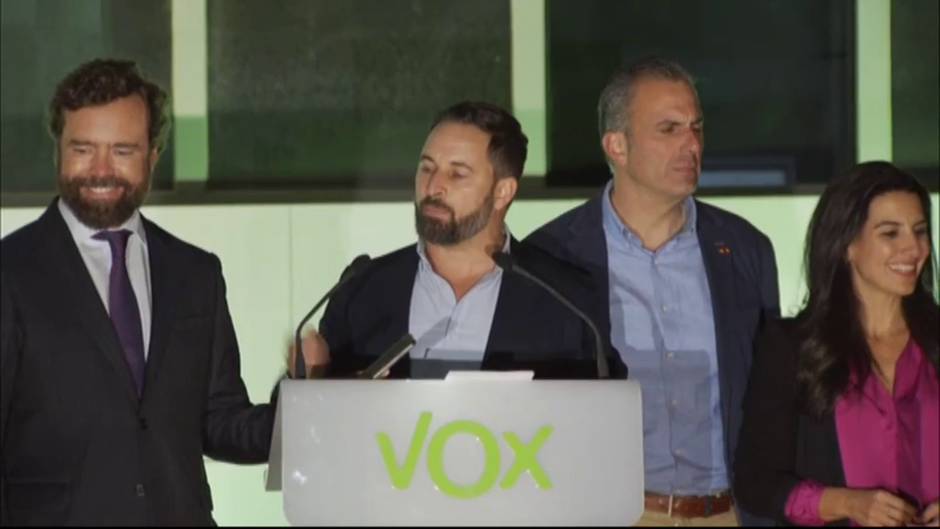 Santiago Abascal tras los 52 escaños de VOX: "La mayor gesta política de la historia de la democracia"