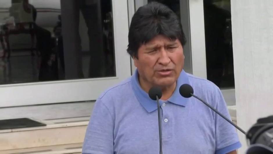 Evo Morales ya está en México acogiéndose al asilo humanitario