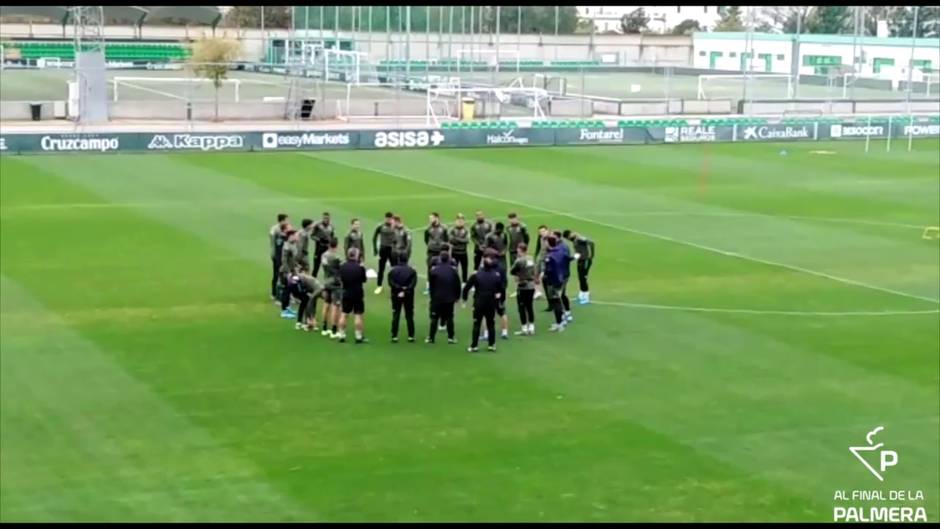El Betis de Rubi realiza su último entrenamiento antes de recibir este sábado al Valencia