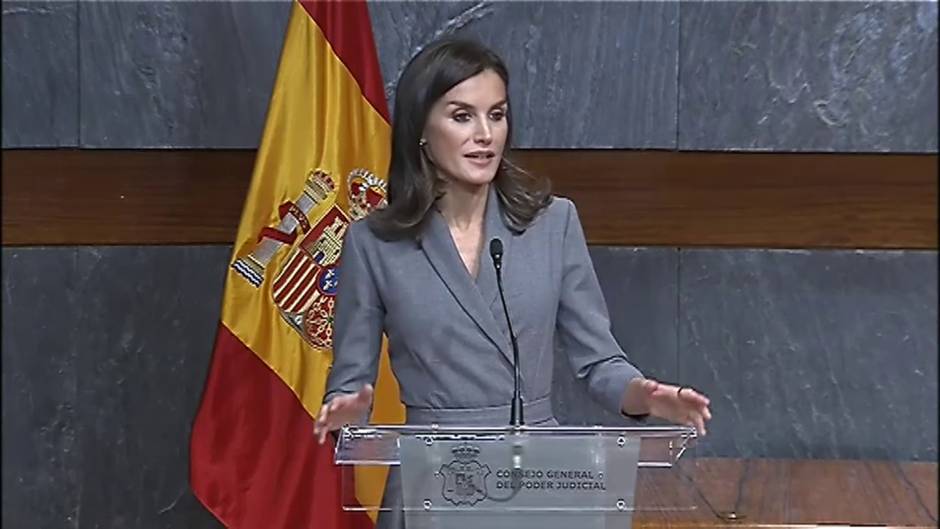 La Reina recibe el premio del Poder Judicial a la personalidad más destacada en la lucha contra la violencia doméstica y de género