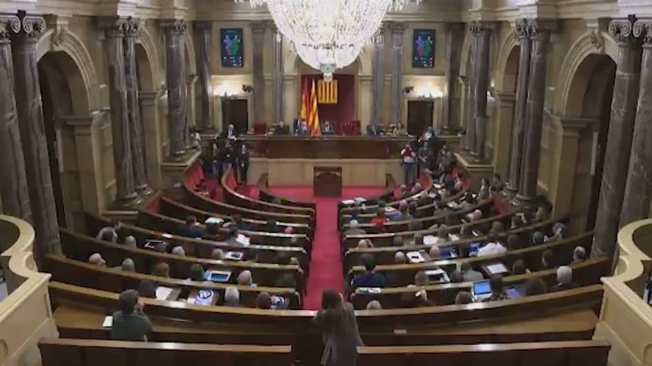 El Parlament reivindica poder votar sobre autodeterminación