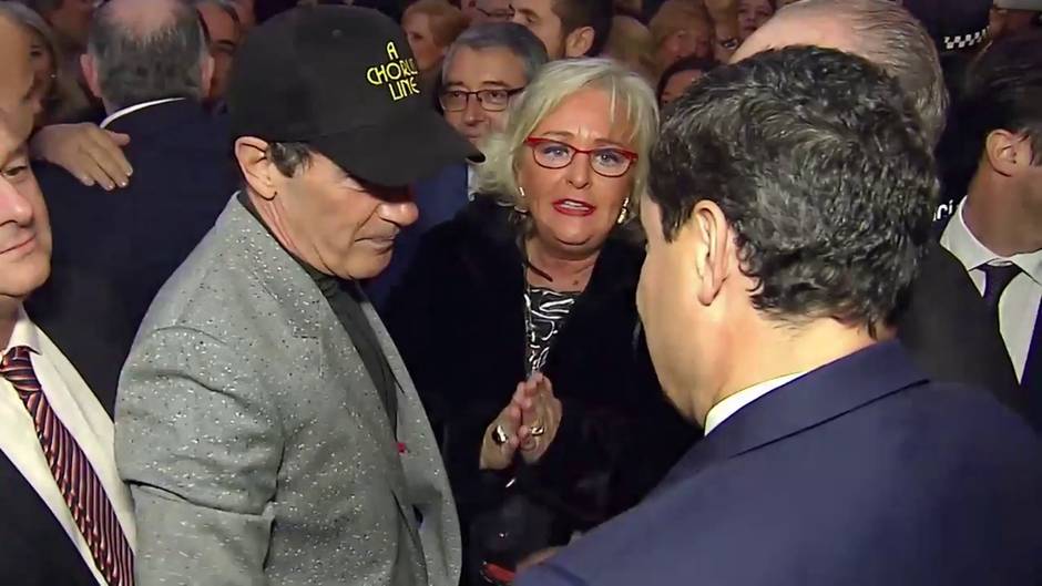 Moreno y Banderas inauguran el alumbrado navideño de Málaga