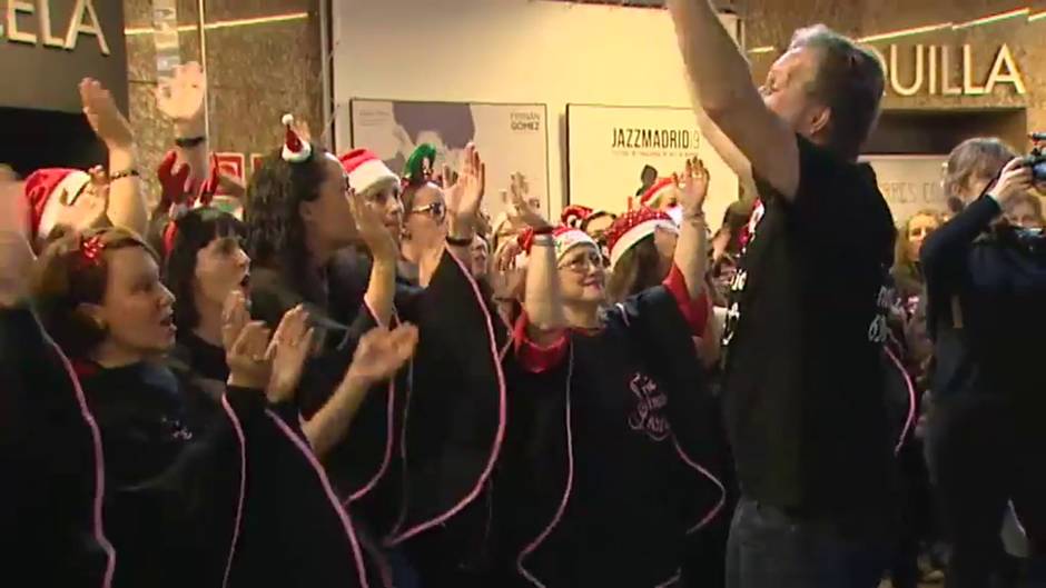 El góspel se sobrepone a la lluvia en Madrid