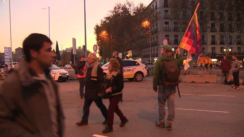 La Marcha por el Clima arranca con la presencia de políticos y organizaciones