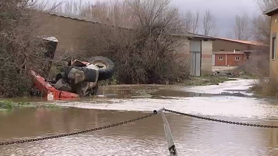 Desalojada una residencia de ancianos por el desbordamiento de un río