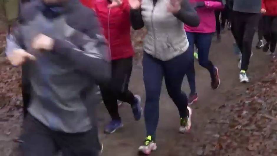 Más de 200 corredores disputan la 'Roast Goose Digestion Run' en Berlín