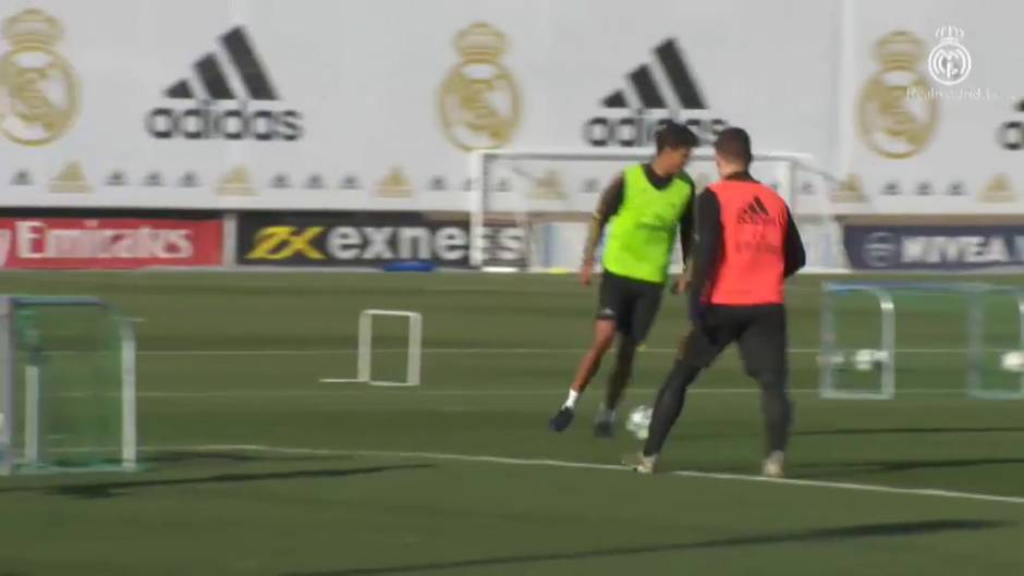 El Real Madrid realiza el último entrenamiento del año