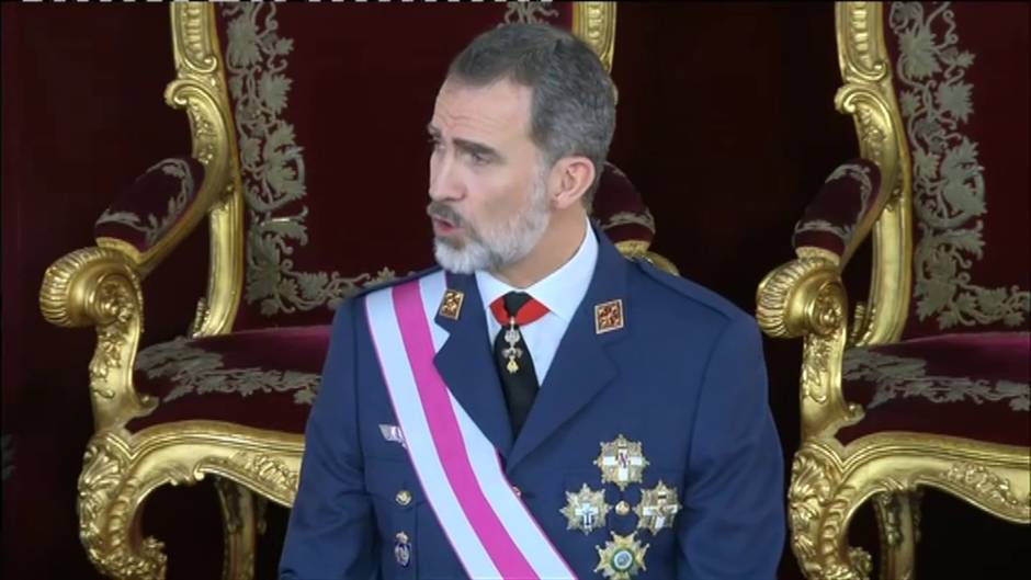 El Rey destaca el compromiso de las Fuerzas Armadas con la Constitución