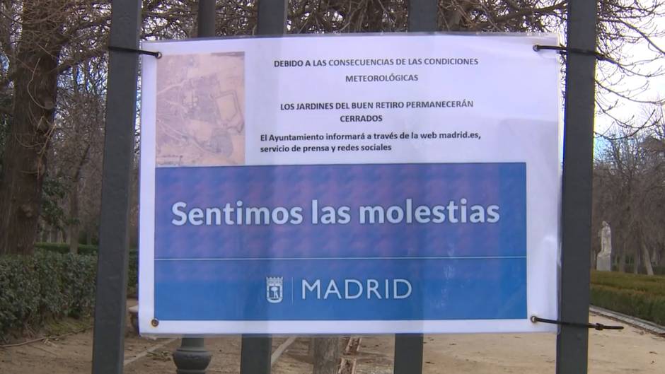 El Retiro cerrado este domingo por fuertes rachas de viento