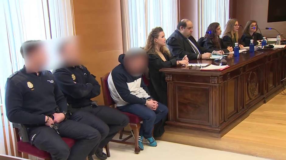 Arranca el juicio contra el el acusado de asesinar a su mujer en Azuqueca