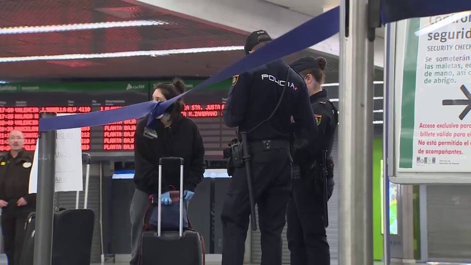 La estación de Atocha, vacía en pleno Miércoles Santo