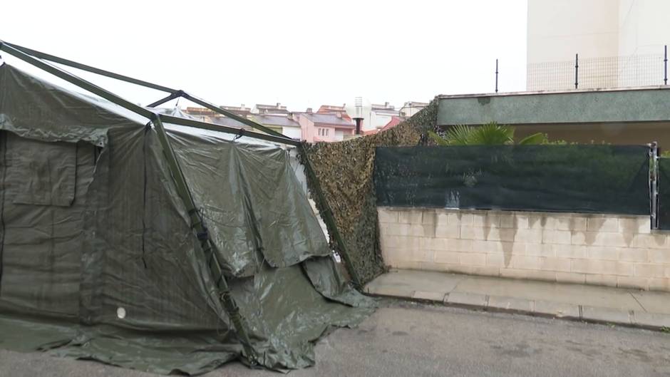 Ejército instala carpa para contagiados en una residencia de Requena