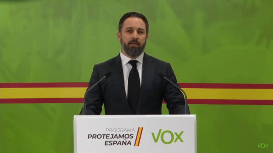 Abascal anuncia dos querellas contra el Gobierno