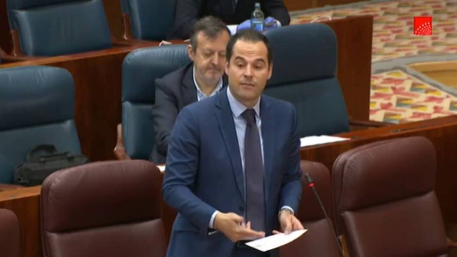 Aguado anuncia un formulario para que autónomos reciban ayudas