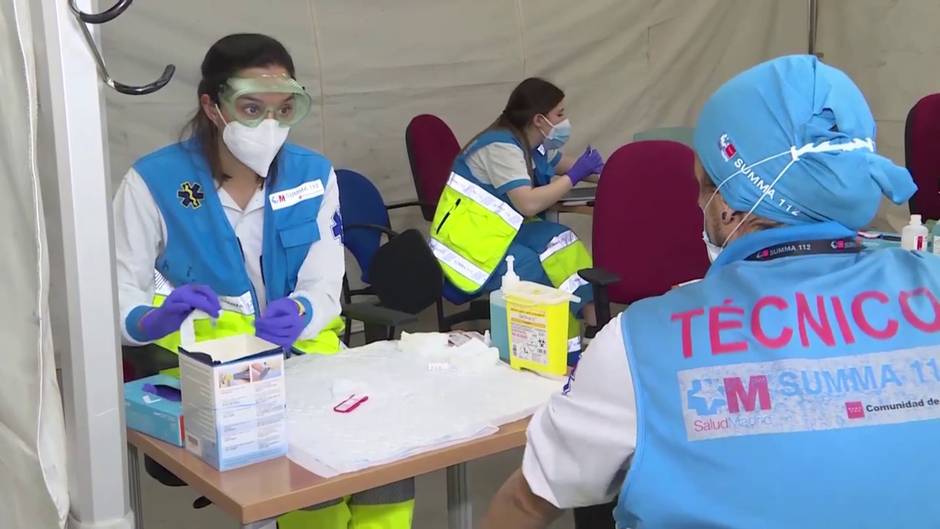 Comunidad de Madrid realiza tests a profesionales del SERMAS