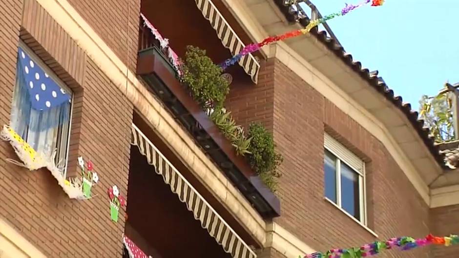 Las Cruces de Córdoba se celebran este año de puertas para dentro