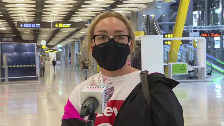 Regresan a Madrid algunos de los españoles atrapados en Colombia