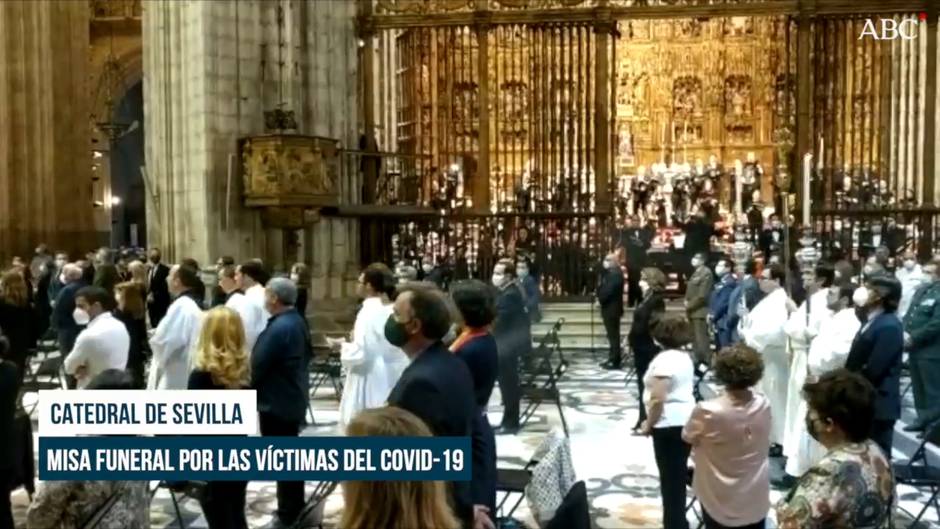 Misa funeral en la Catedral de Sevilla por las víctimas de la pandemia en la ciudad