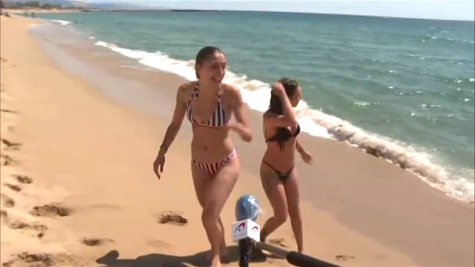 Las playas abren este verano con parcelas y aforo limitado