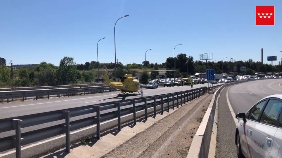 Un motorista grave tras perder el control de su vehículo