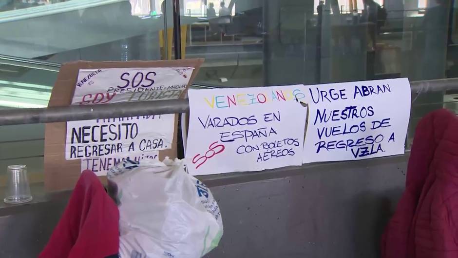 Venezolanos atrapados en Madrid esperan un vuelo de repatriación