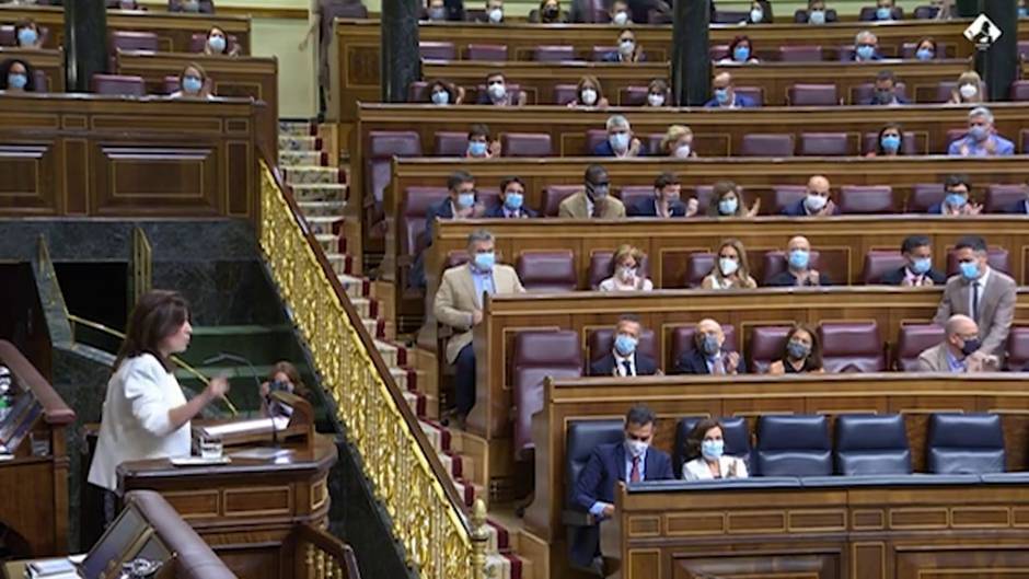 PSOE acusa a Abascal de "amenazar" a sus diputados