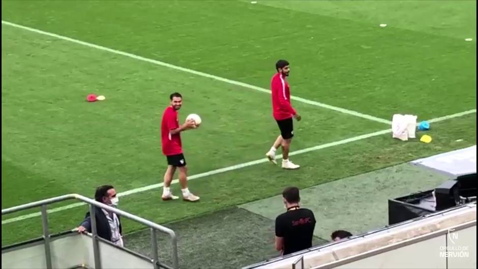 200820_banega_entreno