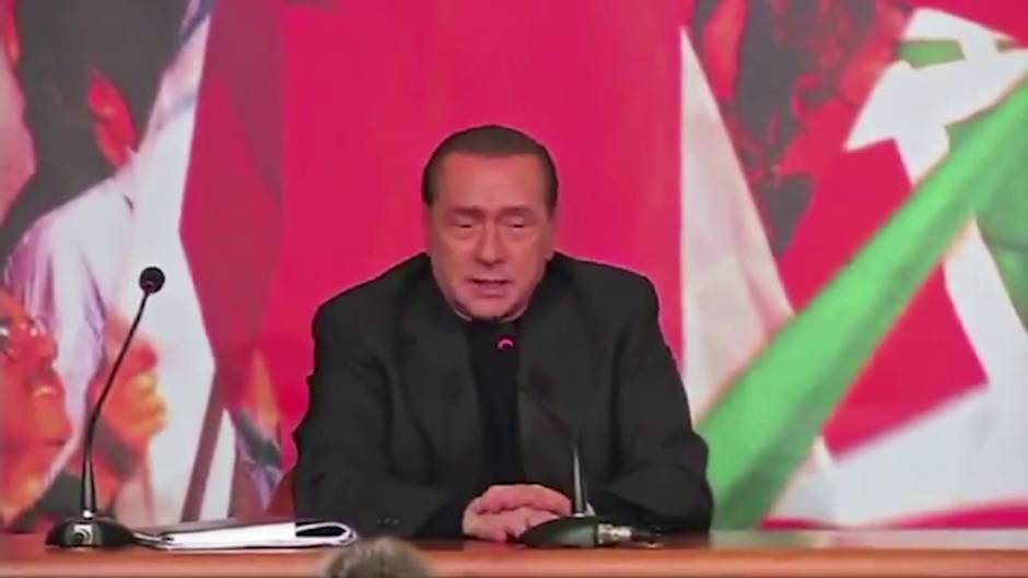Berlusconi, en "fase delicada", aunque responde bien al tratamiento