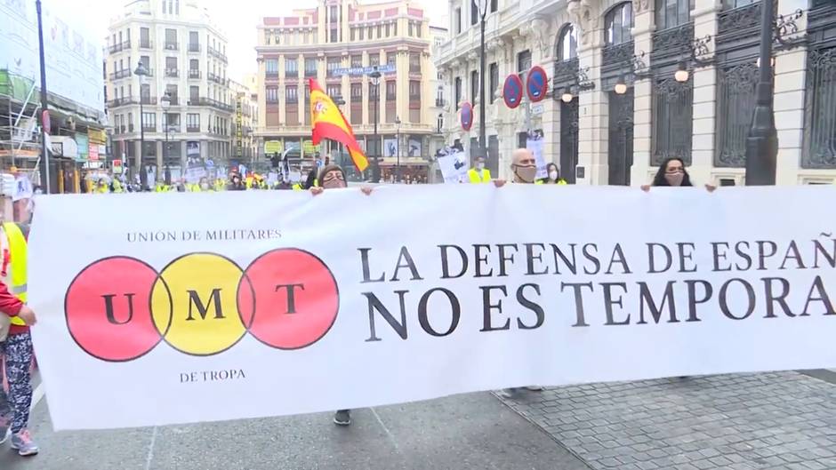 Manifestación en defensa de retribuciones "dignas" para las Fuerzas Armadas