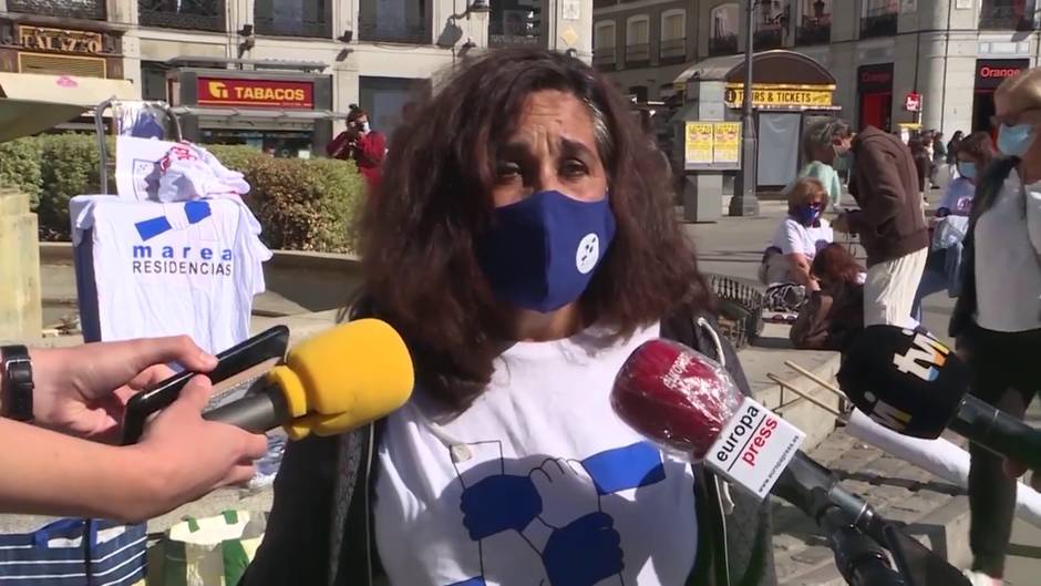 Marea de Residencias recorre Madrid para pedir una ley de residencias estatal