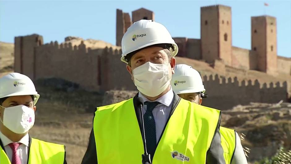 Page: "Los primeros 100 paradores de España se culminarán en 2021"