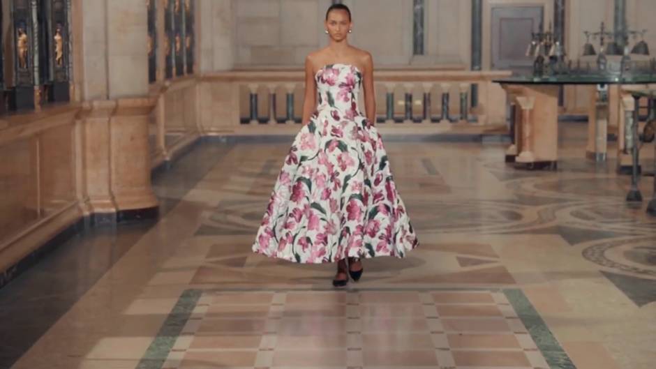 Carolina Herrera presenta en Nueva York su colección Verano 2021