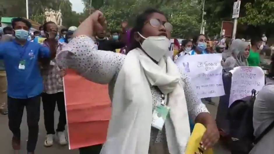 Multitudinaria protesta en Daca por las últimas violaciones a mujeres en la ciudad