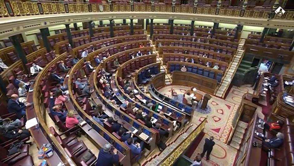 Congreso convalida el decreto-ley que permite a alumnos promocionar con suspensos