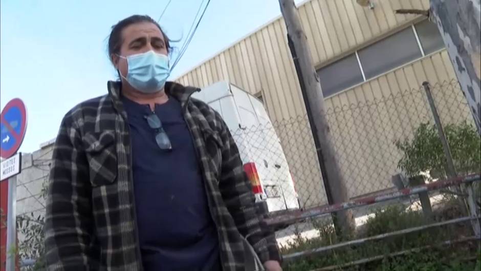 Un padre se lleva por error a una niña del colegio que no es su hija