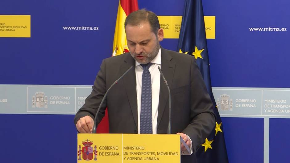 Ábalos eleva en un 53% las cuentas para su ministerio