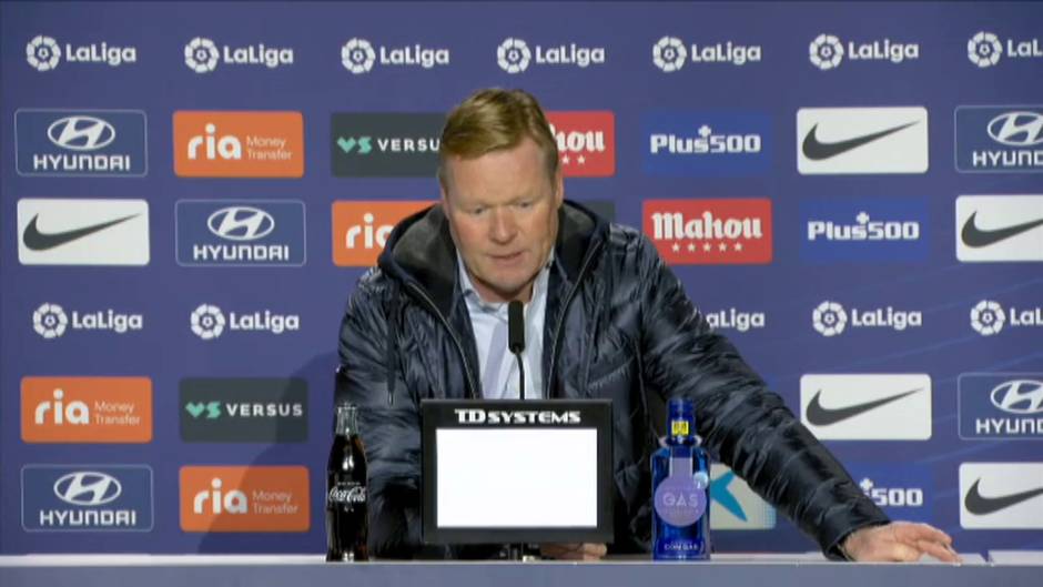 Enfado de Koeman por gol del Atlético: "En el minuto 47 y teniendo el balón, no puede pasar"